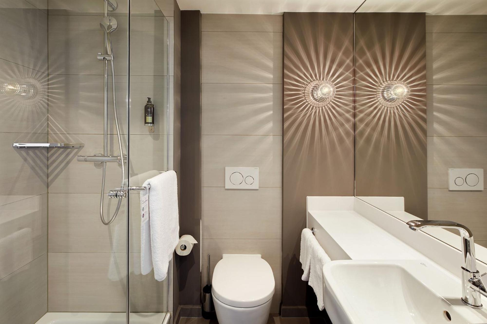 Premier Inn Hamburg City Zentrum Bagian luar foto