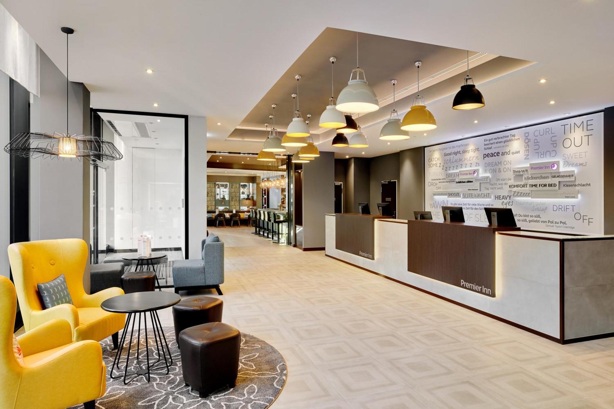 Premier Inn Hamburg City Zentrum Bagian luar foto
