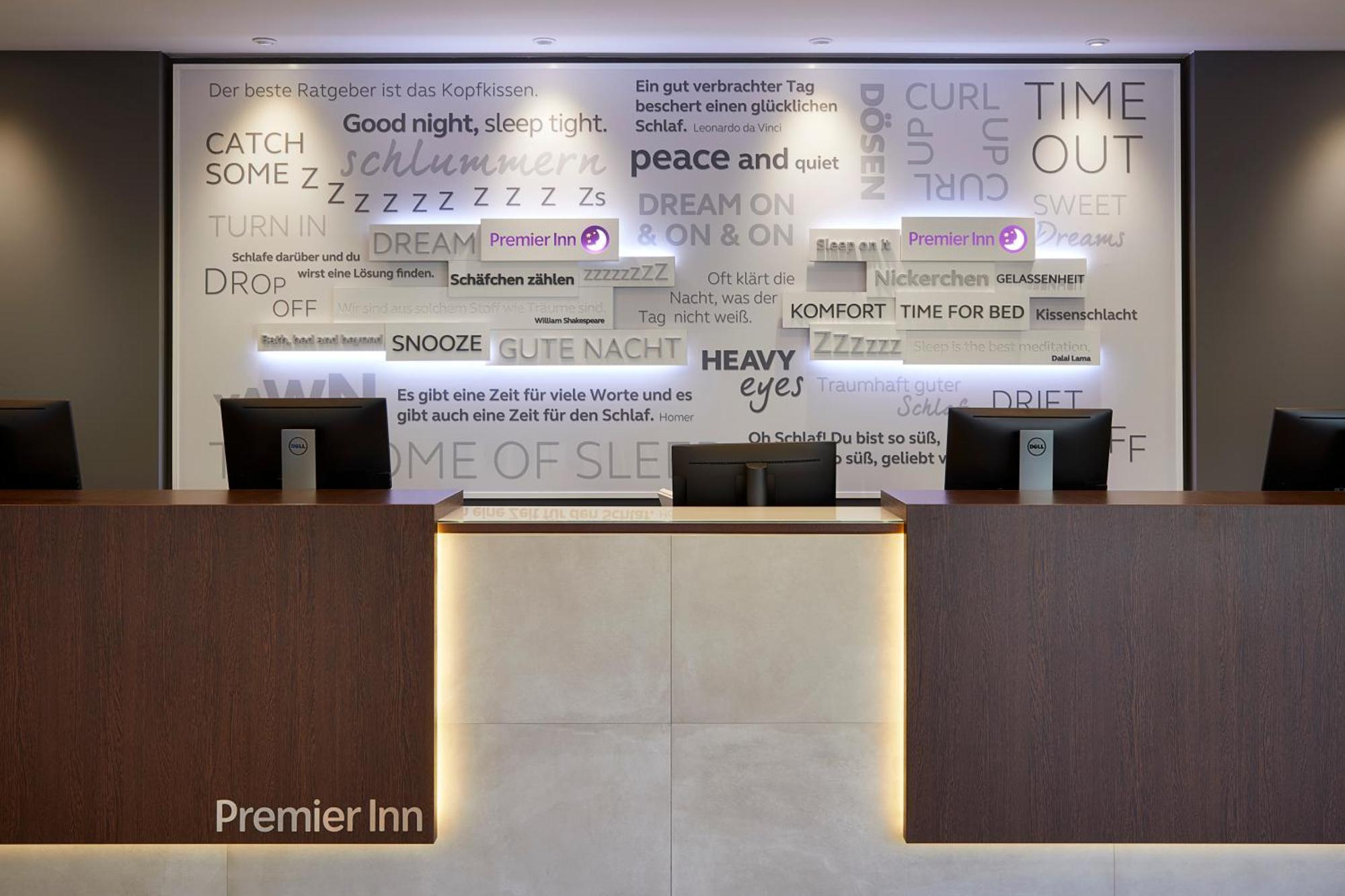 Premier Inn Hamburg City Zentrum Bagian luar foto