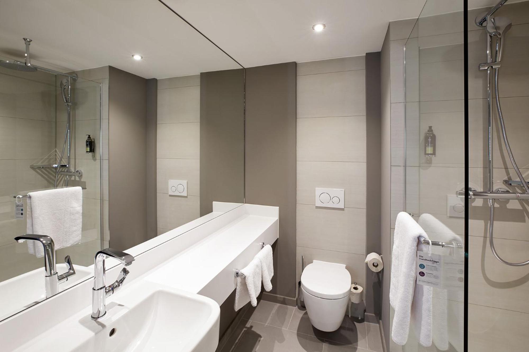 Premier Inn Hamburg City Zentrum Bagian luar foto